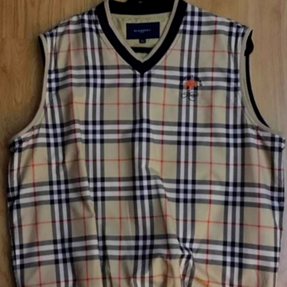 Burberry Golf sleeveless vest shirt size L